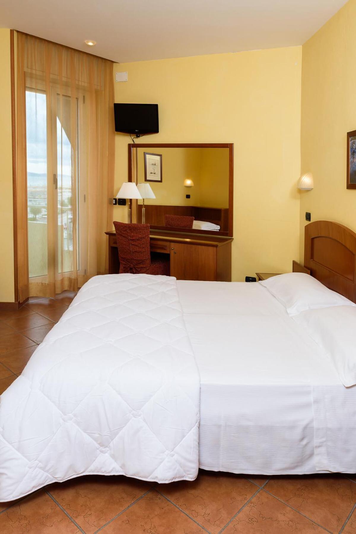 Hotel Audi Frontemare Ρίμινι Εξωτερικό φωτογραφία